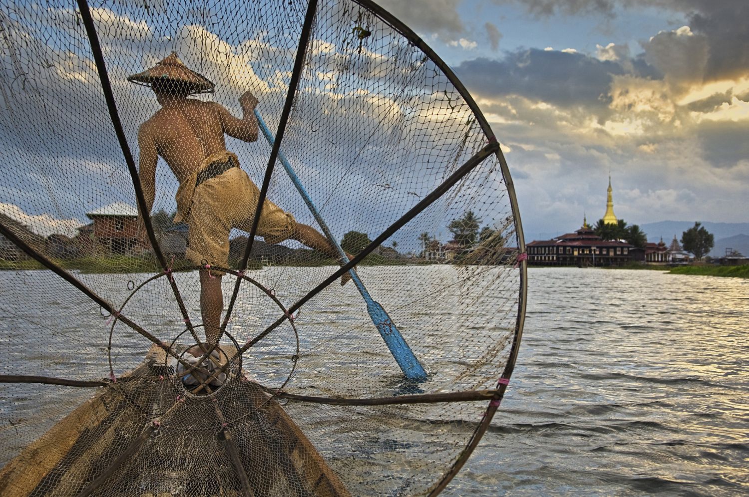 BURMA-10075 Fisherman on Inle Lake, Myanmar (Burma), 2008.