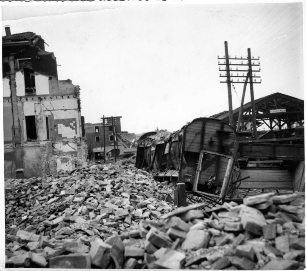 Vaiani_Bombardamenti_ 1944