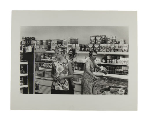 arles photographie 2019 foto donne al supermercato Abigail Heyman