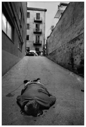 morto in strada Shooting the Mafia Letizia Battaglia mostra milano