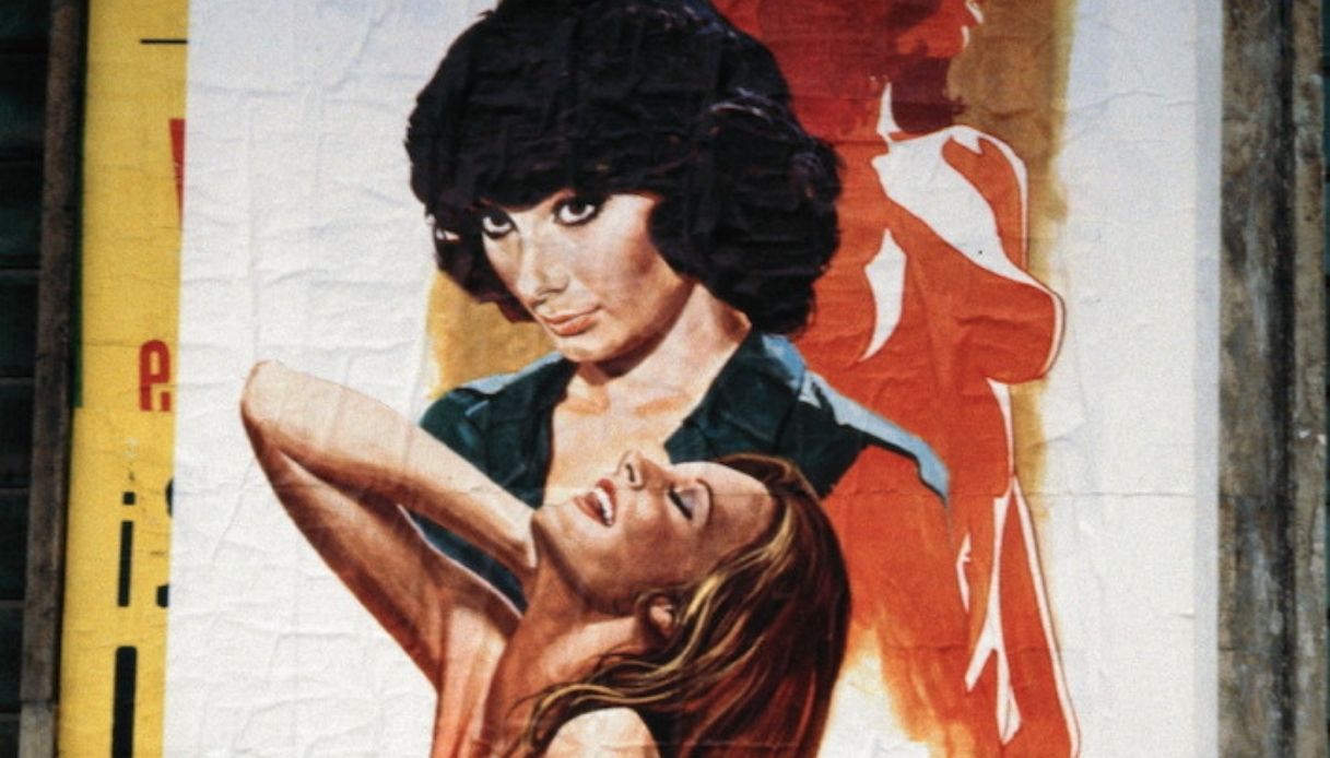 Cult fiction, Marialba Russo e le foto dei manifesti dei film a luci rosse