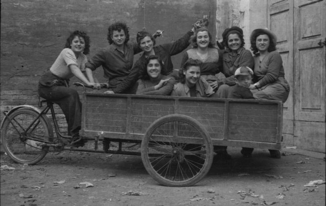 Gruppo femminile 1948 Fondo Gasparini